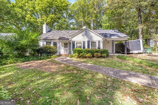 395 E Louise Street, Clarkesville, GA 30523