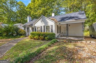 395 E Louise Street, Clarkesville, GA 30523