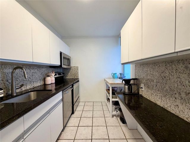 888 Intracoastal Drive 15E, Fort Lauderdale, FL 33304