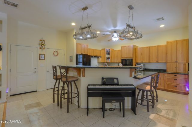 2250 E ARICA Road, Casa Grande, AZ 85193
