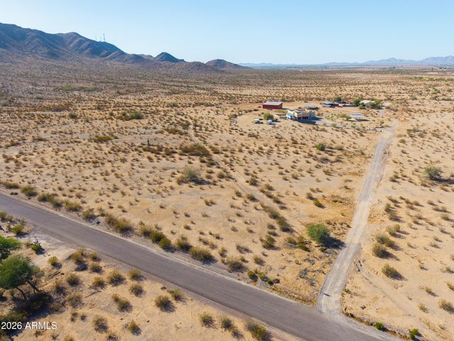 2250 E ARICA Road, Casa Grande, AZ 85193