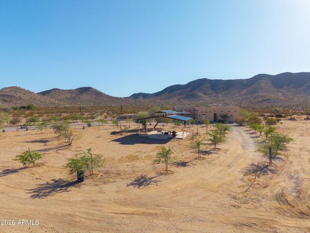 2250 E ARICA Road, Casa Grande, AZ 85193
