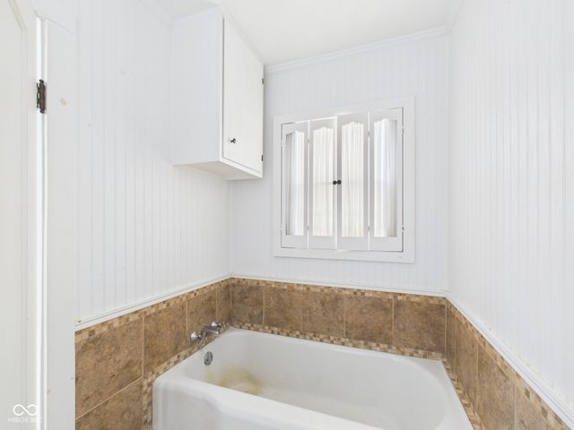 1223 Lennox Street, Anderson, IN 46012