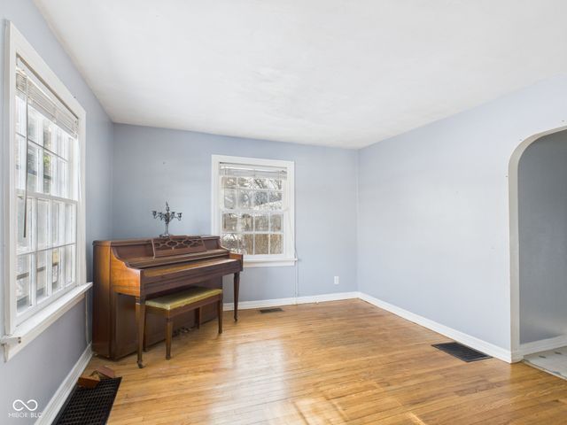 1223 Lennox Street, Anderson, IN 46012