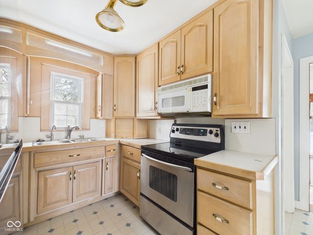 1223 Lennox Street, Anderson, IN 46012