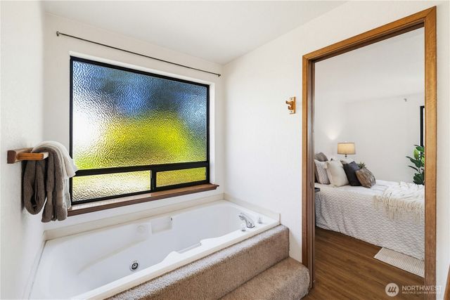 26406 146th Avenue SE, Kent, WA 98042