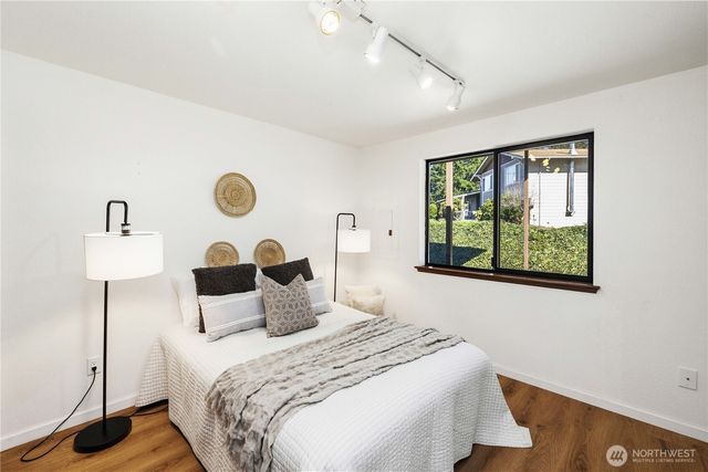 26406 146th Avenue SE, Kent, WA 98042