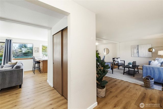 26406 146th Avenue SE, Kent, WA 98042