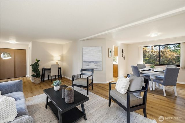 26406 146th Avenue SE, Kent, WA 98042