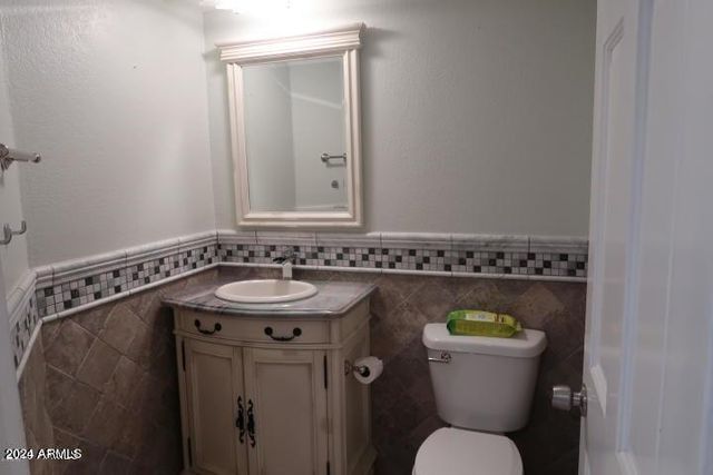 2201 W Union Hills Drive Unit 124, Phoenix, AZ 85027