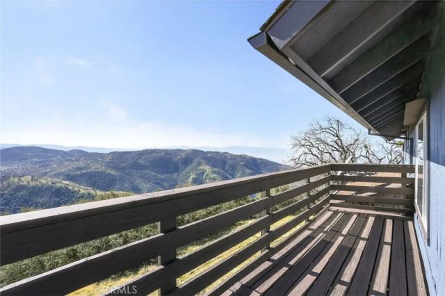 30420 Starland Drive, Tehachapi, CA 93561