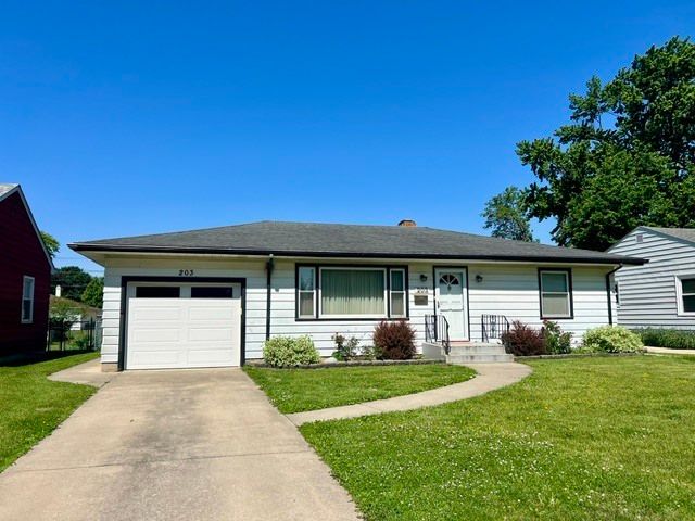 203 Oneill Street, Joliet, IL 60436