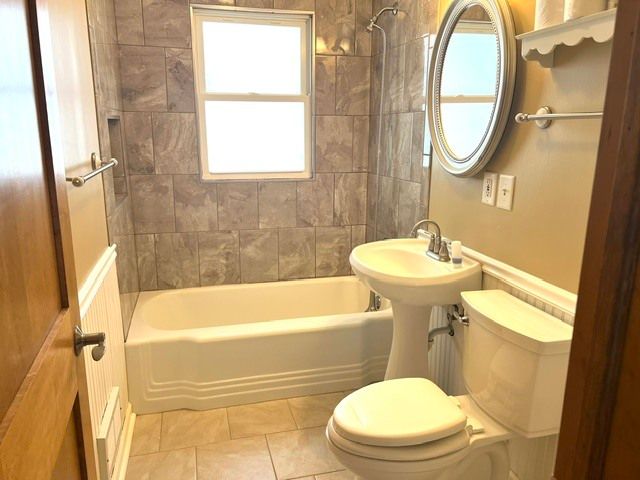 203 Oneill Street, Joliet, IL 60436