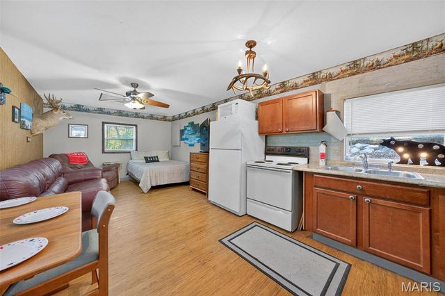 36 Rocky Ridge Drive, New Florence, MO 63363