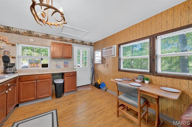 36 Rocky Ridge Drive, New Florence, MO 63363