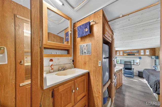 36 Rocky Ridge Drive, New Florence, MO 63363