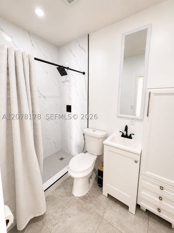 1740 NW 113th Ave 1, Pembroke Pines, FL 33026