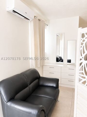 1740 NW 113th Ave 1, Pembroke Pines, FL 33026