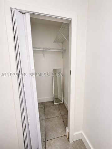 1740 NW 113th Ave 1, Pembroke Pines, FL 33026