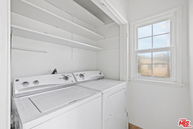 8521 Saturn Street, Los Angeles, CA 90035