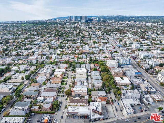 8521 Saturn Street, Los Angeles, CA 90035