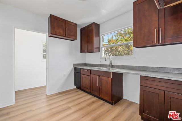 8521 Saturn Street, Los Angeles, CA 90035