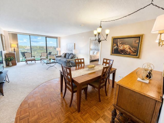 3100 S King Drive 903, Chicago, IL 60616