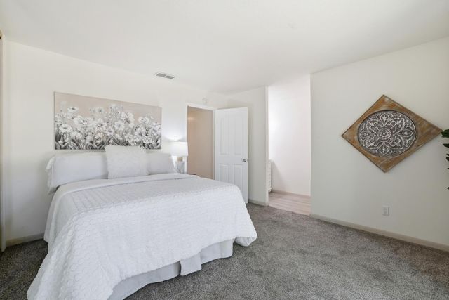 9475 Fort Worth Way, Sacramento, CA 95827