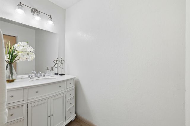 9475 Fort Worth Way, Sacramento, CA 95827