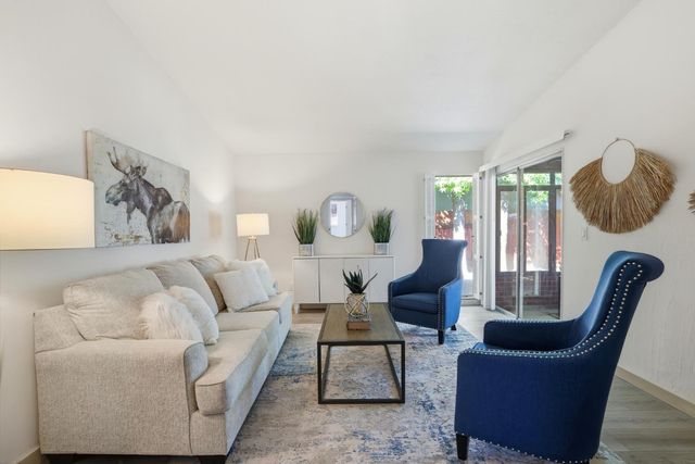 9475 Fort Worth Way, Sacramento, CA 95827