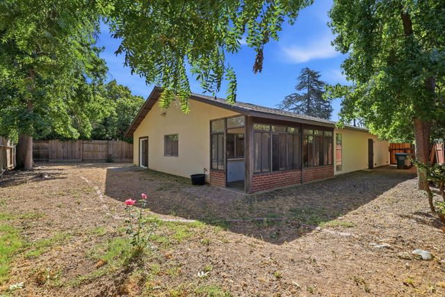 9475 Fort Worth Way, Sacramento, CA 95827