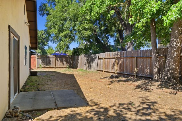9475 Fort Worth Way, Sacramento, CA 95827