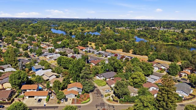 9475 Fort Worth Way, Sacramento, CA 95827