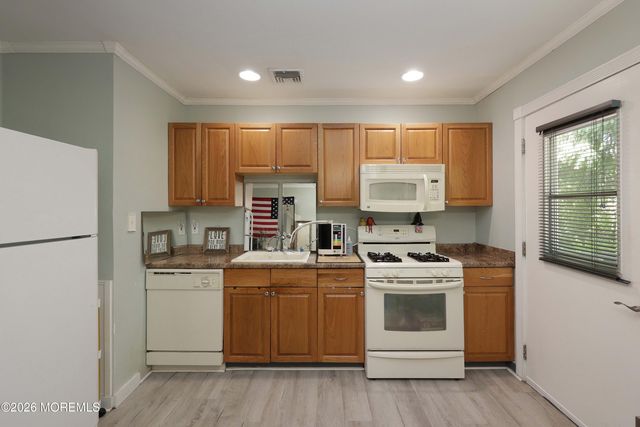 34 B Pheasant Street, Manchester, NJ 08759