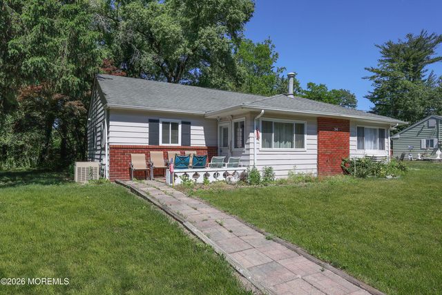 34 B Pheasant Street, Manchester, NJ 08759
