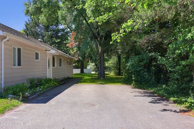 34 B Pheasant Street, Manchester, NJ 08759