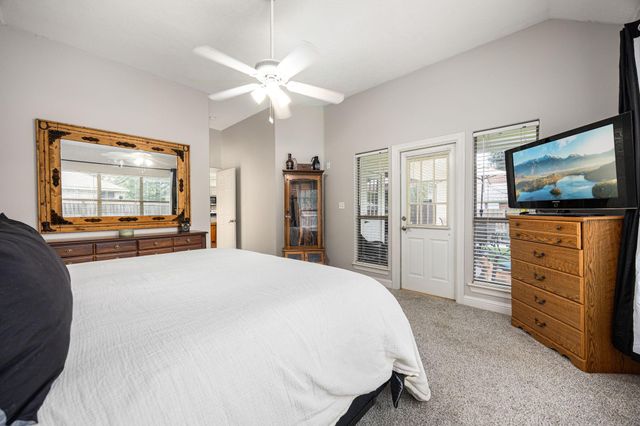 3803 Autumn Wood, Montgomery, TX 77356