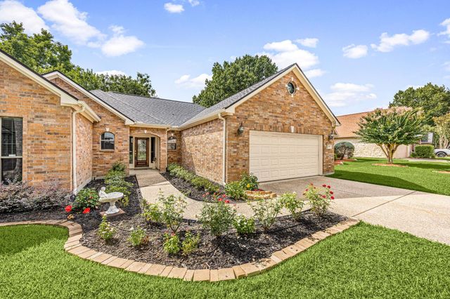 3803 Autumn Wood, Montgomery, TX 77356