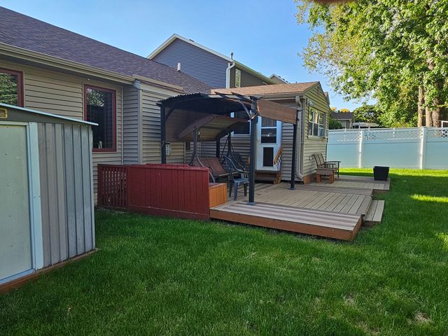 2740 Duggleby Street, Davenport, IA 52803