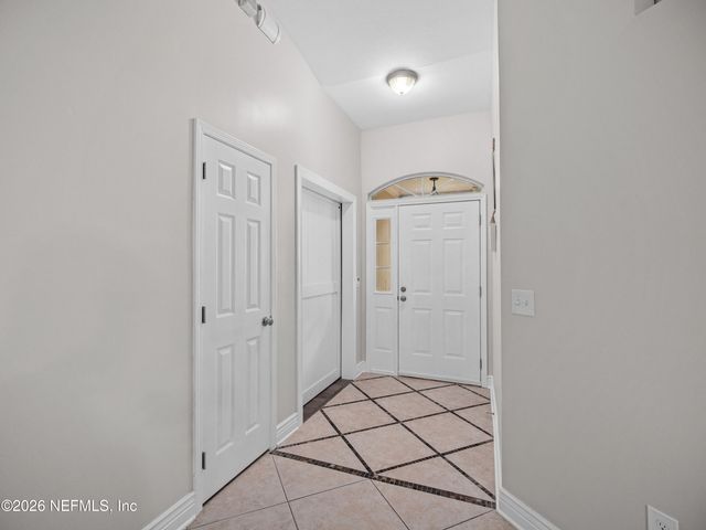 1202 DORWINION Drive, Jacksonville, FL 32225