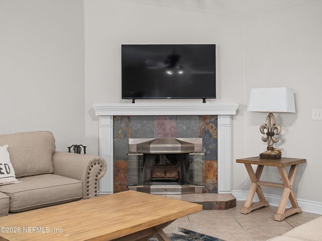 1202 DORWINION Drive, Jacksonville, FL 32225