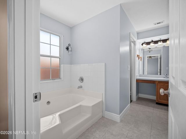 1202 DORWINION Drive, Jacksonville, FL 32225