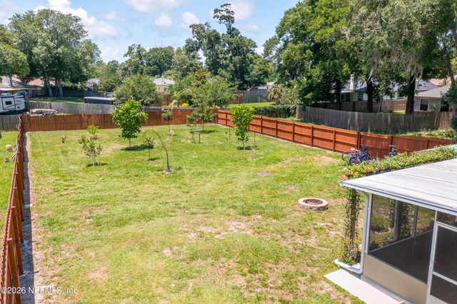 1202 DORWINION Drive, Jacksonville, FL 32225