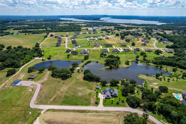 505 Acorn Trail, Granbury, TX 76049