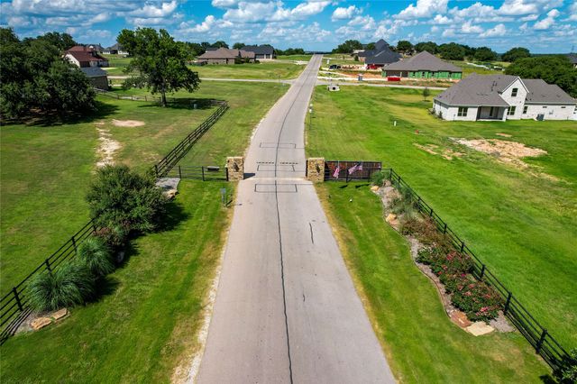 505 Acorn Trail, Granbury, TX 76049
