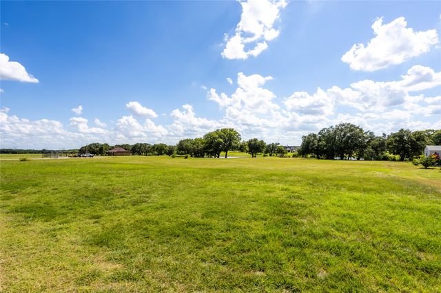505 Acorn Trail, Granbury, TX 76049
