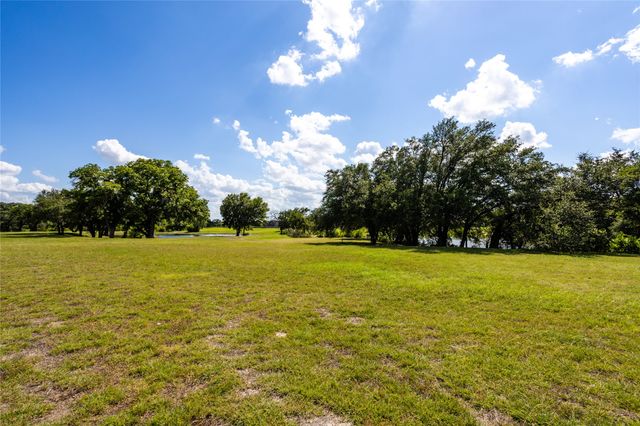 505 Acorn Trail, Granbury, TX 76049