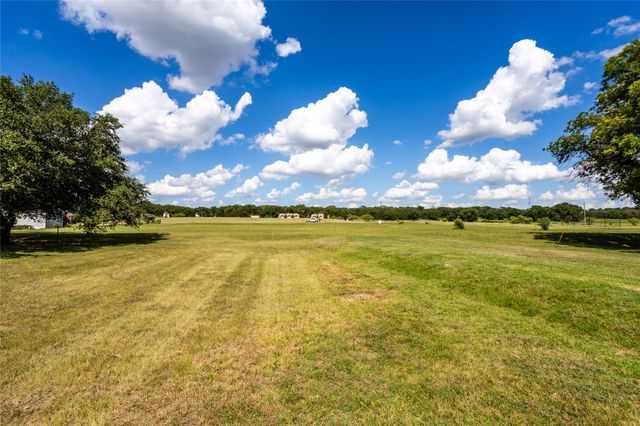 505 Acorn Trail, Granbury, TX 76049
