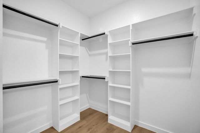 139 Forest Oaks Drive, Gun Barrel City, TX 75156