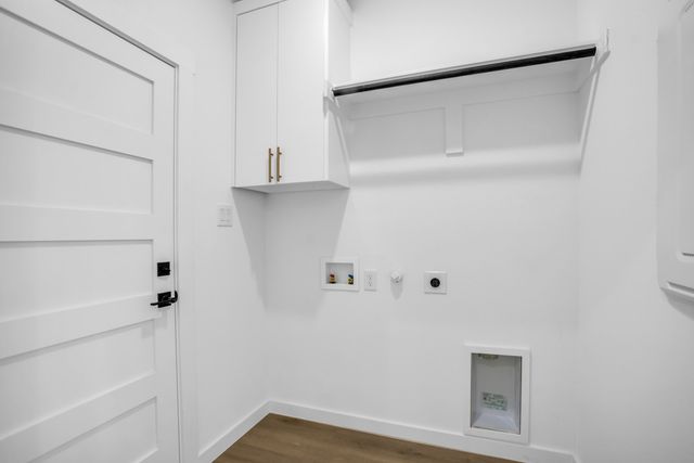 139 Forest Oaks Drive, Gun Barrel City, TX 75156